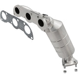 Catalytic Converter with Integrated Exhaust Manifold