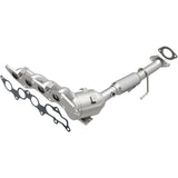 Catalytic Converter with Integrated Exhaust Manifold