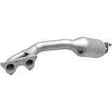 Catalytic Converter with Integrated Exhaust Manifold