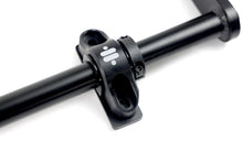 Load image into Gallery viewer, 11539101 front swaybar detail.jpg