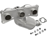 Catalytic Converter with Integrated Exhaust Manifold