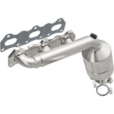 Catalytic Converter with Integrated Exhaust Manifold