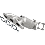 Catalytic Converter with Integrated Exhaust Manifold