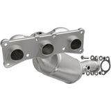 Catalytic Converter with Integrated Exhaust Manifold