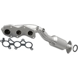 Catalytic Converter with Integrated Exhaust Manifold