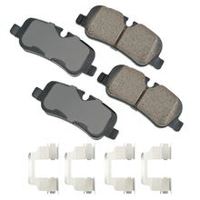 Load image into Gallery viewer, Brake Pads Rear Land Rover LR3 05-09