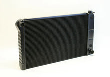 Load image into Gallery viewer, Radiator Chevelle 68-72 Auto Trans Black