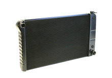 Load image into Gallery viewer, Radiator Chevelle 68-72 Auto Trans Black