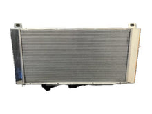 Load image into Gallery viewer, Radiator GM Truck 99- 11 3-Row 34in Auto