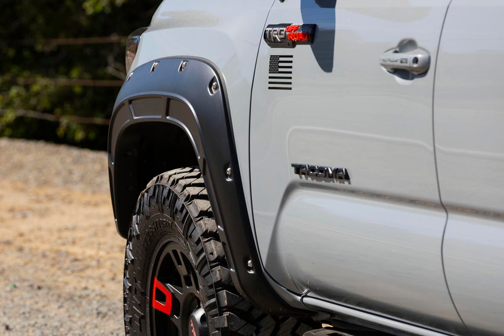 Fender Flares | Defender | 1D6 Silver Sky Metallic | Toyota Tacoma (16-23)