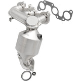 Catalytic Converter with Integrated Exhaust Manifold