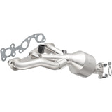 Catalytic Converter with Integrated Exhaust Manifold