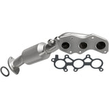 Catalytic Converter with Integrated Exhaust Manifold