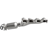 Catalytic Converter with Integrated Exhaust Manifold