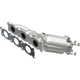 Catalytic Converter with Integrated Exhaust Manifold