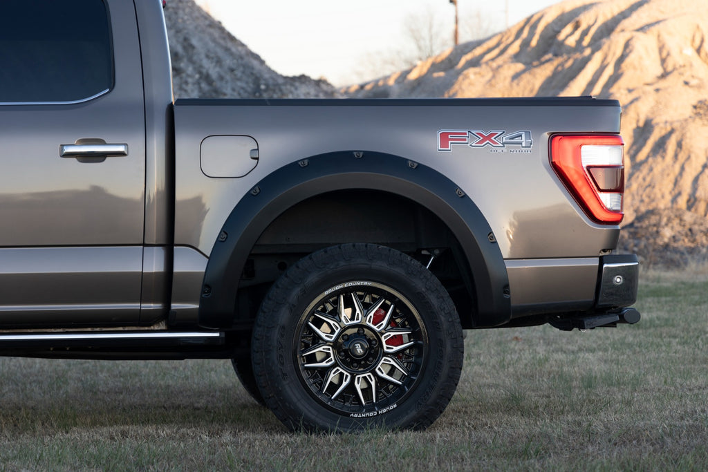 Pocket Fender Flares | Gloss Black | Ford F-150 2WD/4WD (2021-2023)